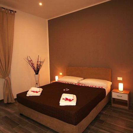 Mi.Ro Rooms Rom Exterior foto