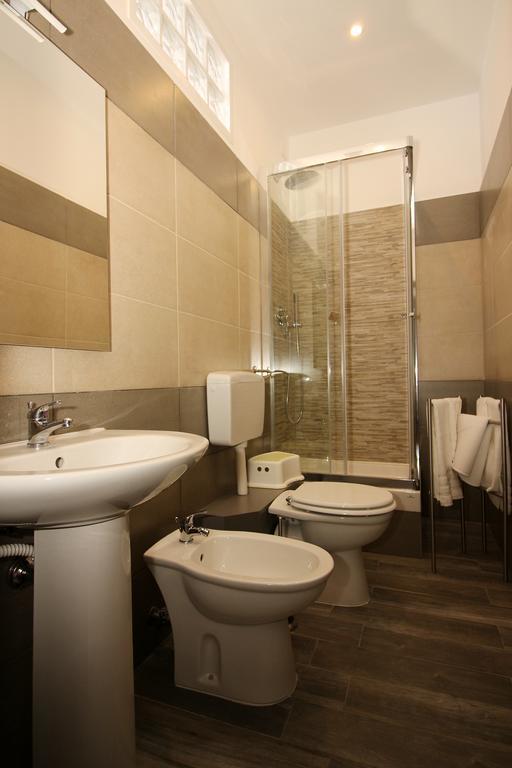 Mi.Ro Rooms Rom Exterior foto