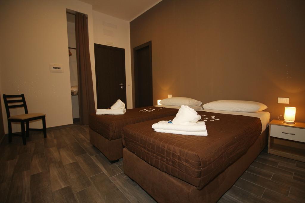 Mi.Ro Rooms Rom Exterior foto